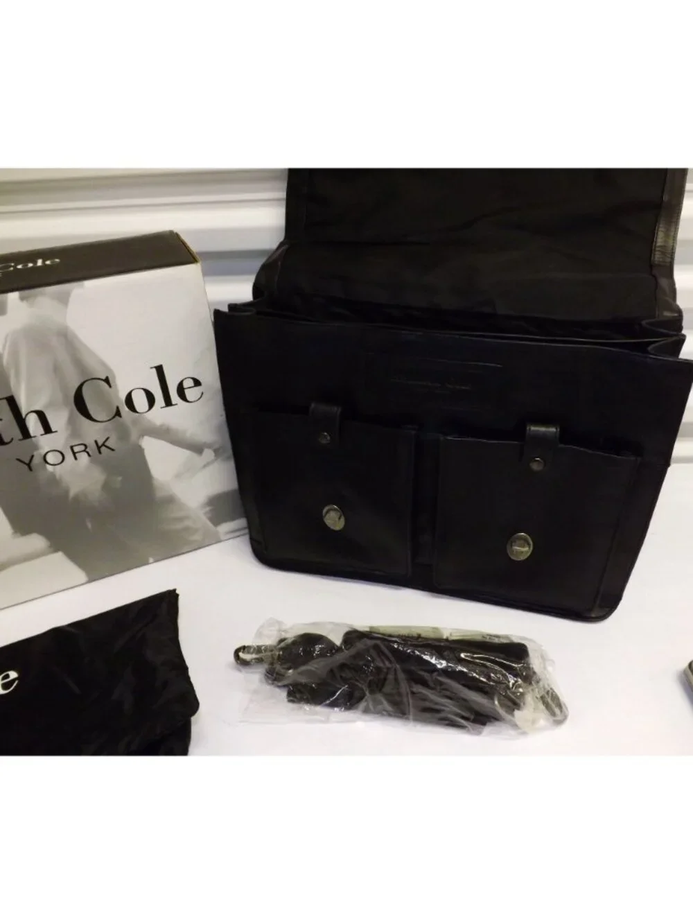Kenneth Cole New York Black Gen Leather Laptop Briefcase W/ Dust Bag & Box New